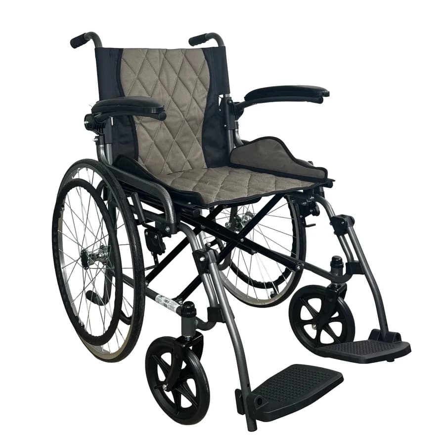 Silla De Ruedas Estándar En Acero Con Apoyabrazos Abatibles Konfort Plus