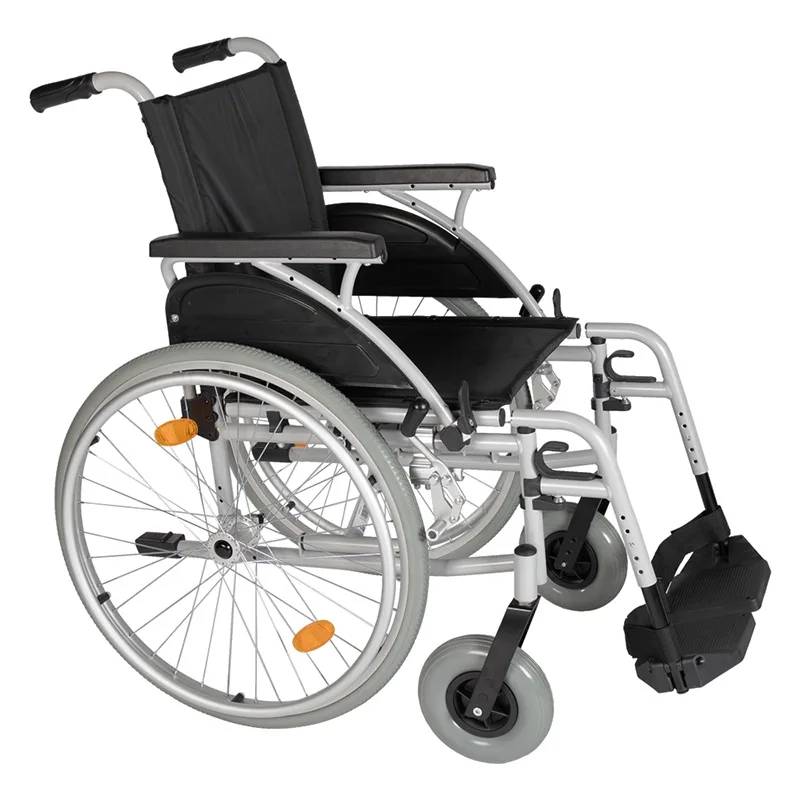 Silla De Ruedas Iron Light Ancho Del Asiento 44 cm Y Reposapiés Removibles Konfort Plus